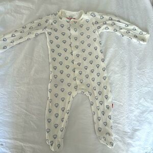 Magnetic Me Organic 3-6 months footie